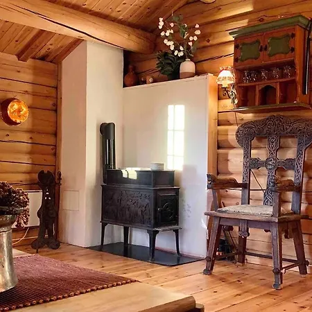 شقة Sjarmerende Tommerhytte Pa Gardstun *