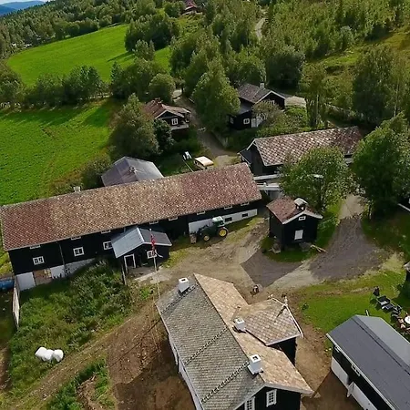 Sjarmerende Tommerhytte Pa Gardstun