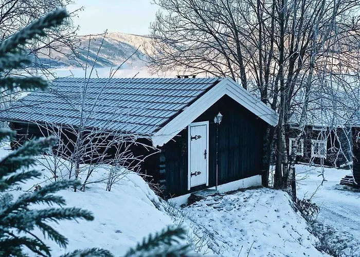 Lejlighed Sjarmerende Tommerhytte Pa Gardstun Baukal