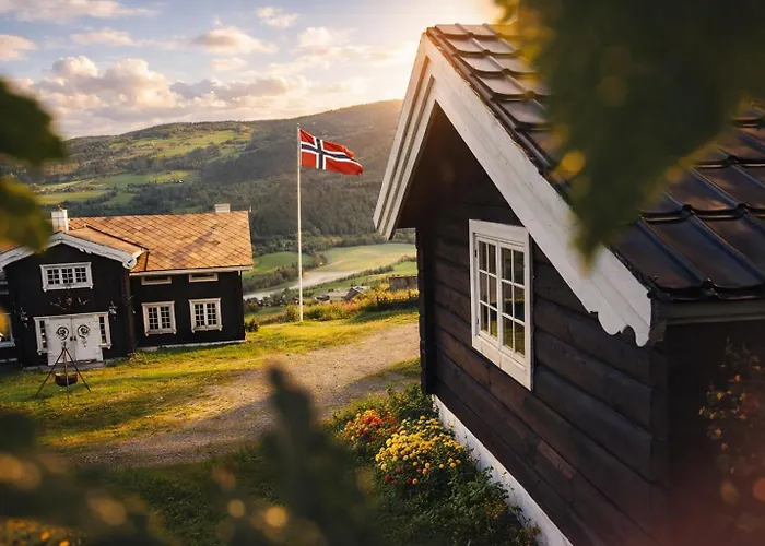 Sjarmerende Tommerhytte Pa Gardstun